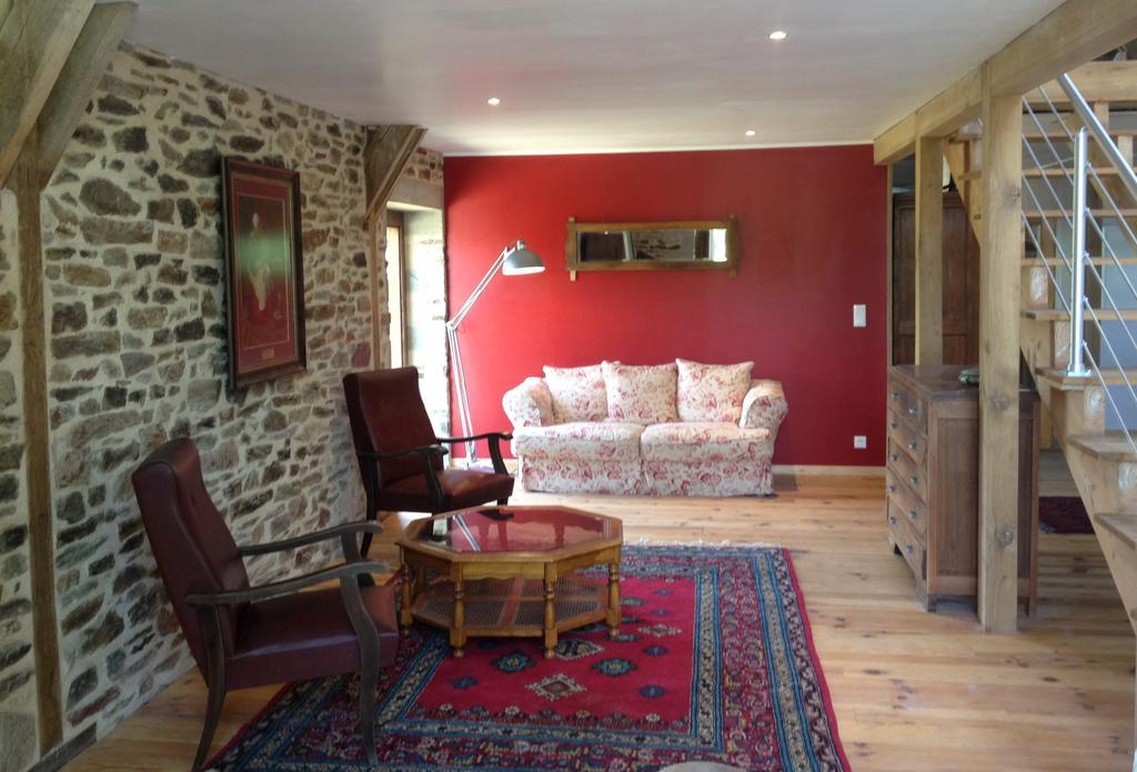 Chambres D'Hotes Le Bouleau Goutrens Exterior photo