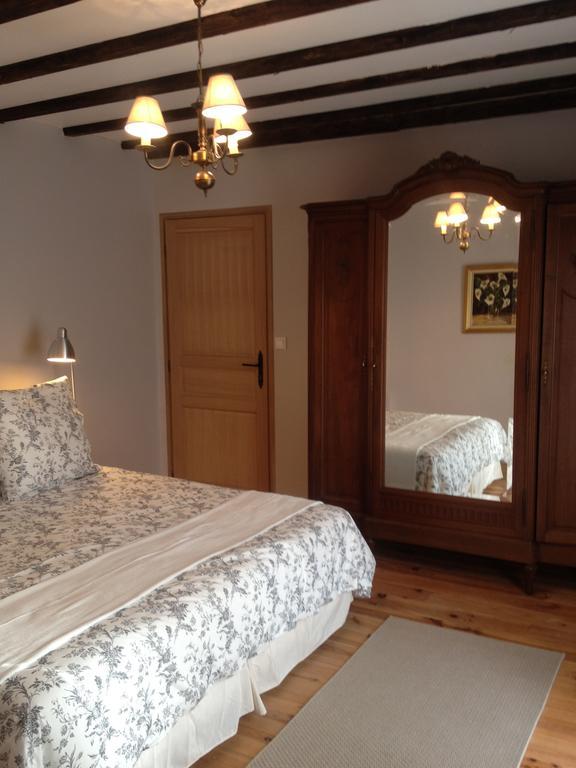 Chambres D'Hotes Le Bouleau Goutrens Exterior photo
